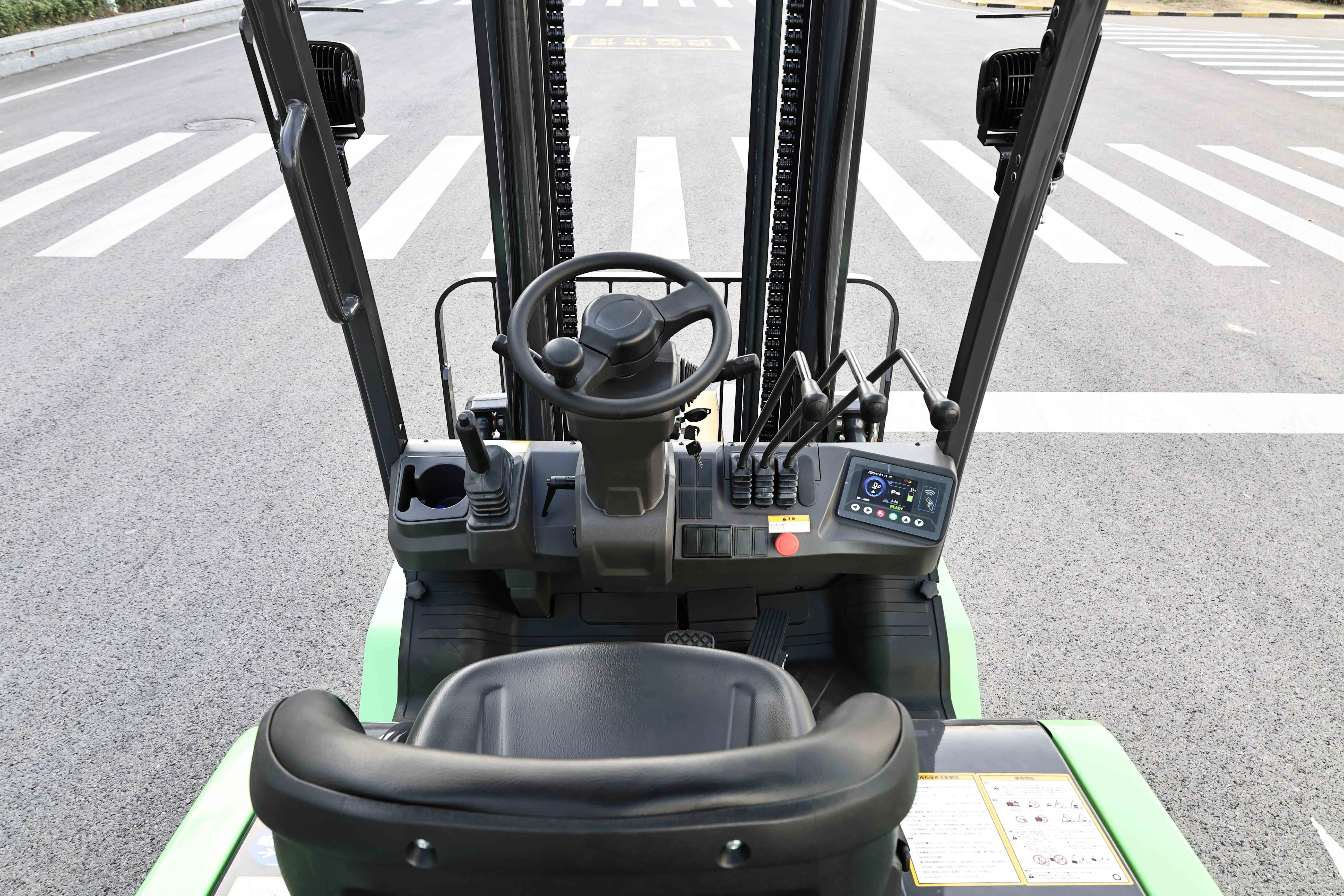 XCMG Official Small Electric Forklift Xcb35-S 3.5 Ton AC Lithium Battery Forklift Truck Price for Sa